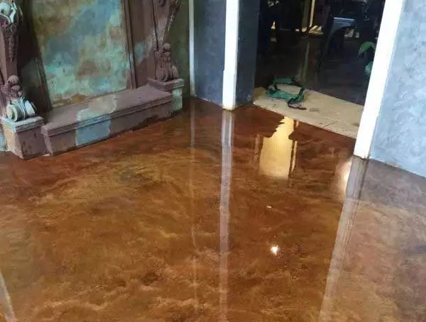 施麥貝琥珀藝術(shù)地坪漆施工流程介紹!